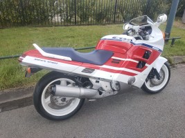 Honda CBR1000 F (2)